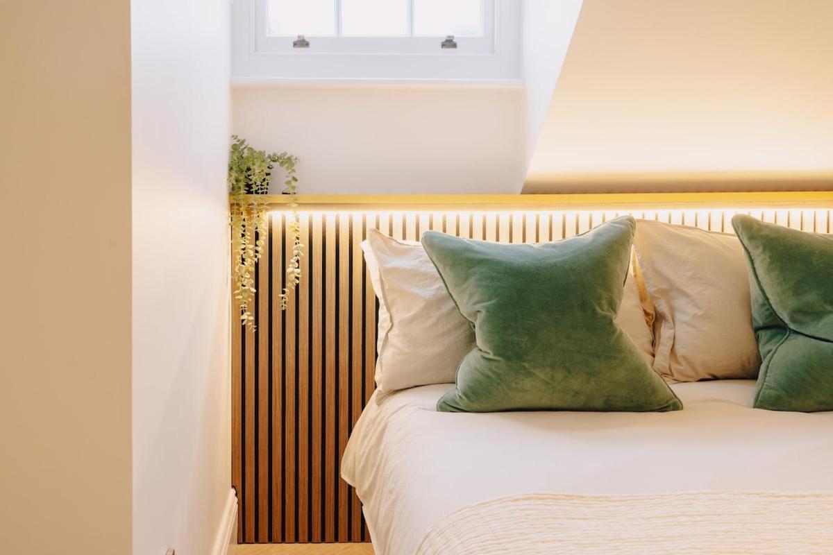 Апартаменты Elegant Hideaway Centre,1 Bed Flat, 3rd Floor *